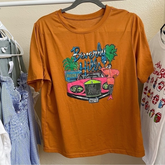 Retro Beverly Hills Crew Neck Graphic Tee - Picture 6 of 6